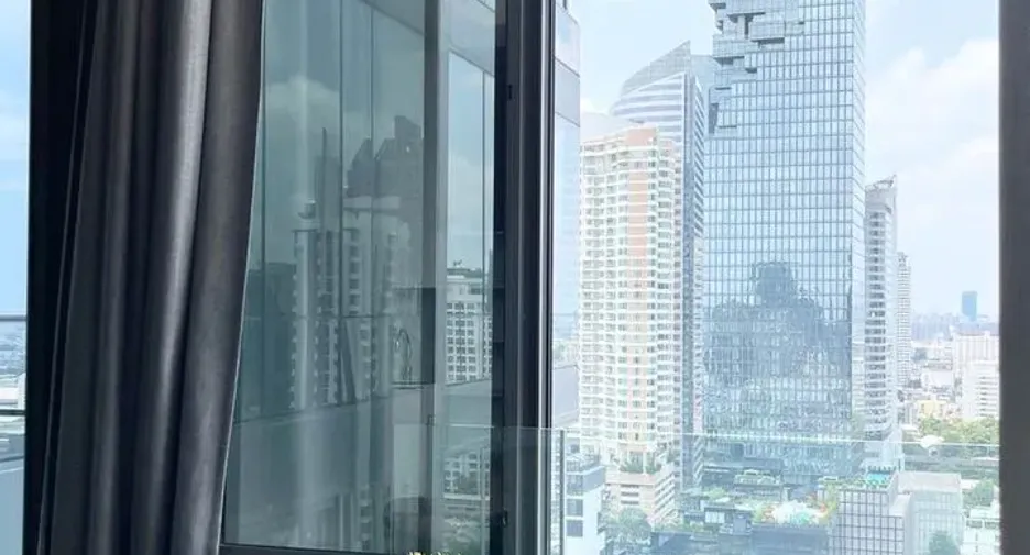 For rent 2 bedrooms condo in Bang Rak, Bangkok