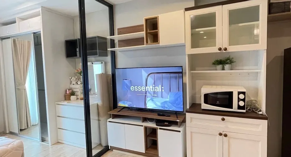 For rent studio condo in Din Daeng, Bangkok