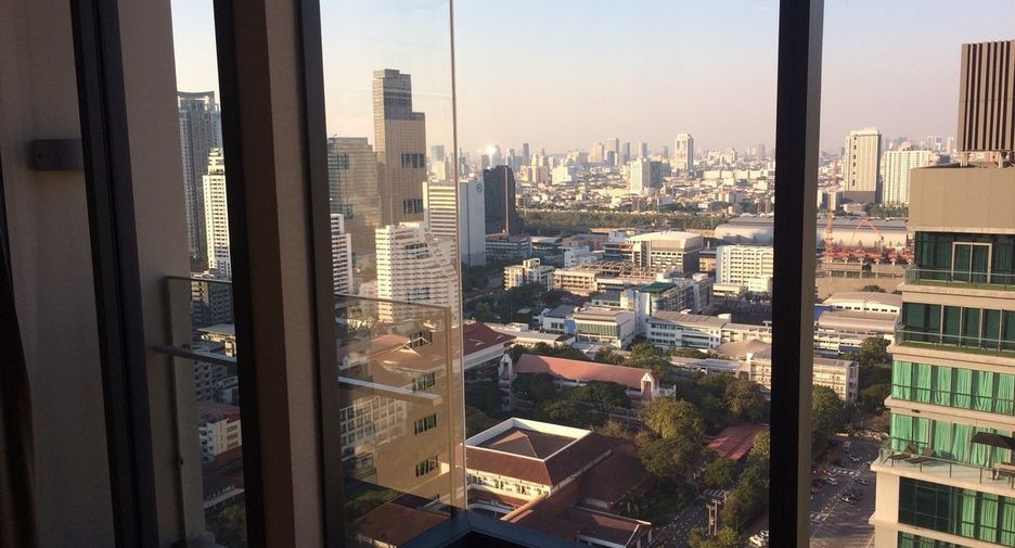 For rent 1 bed condo in Watthana, Bangkok