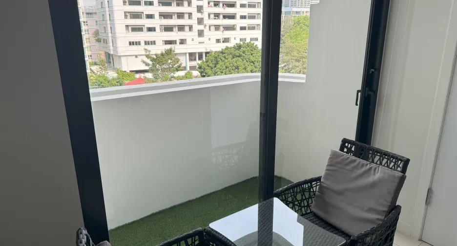 For rent 1 bed condo in Watthana, Bangkok