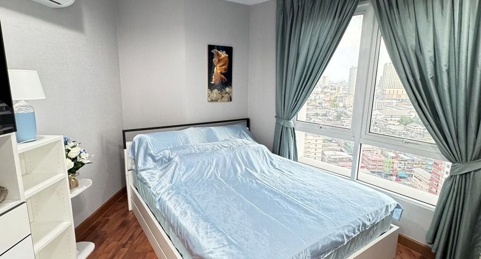 For rent 2 bedrooms condo in Bang Kapi, Bangkok