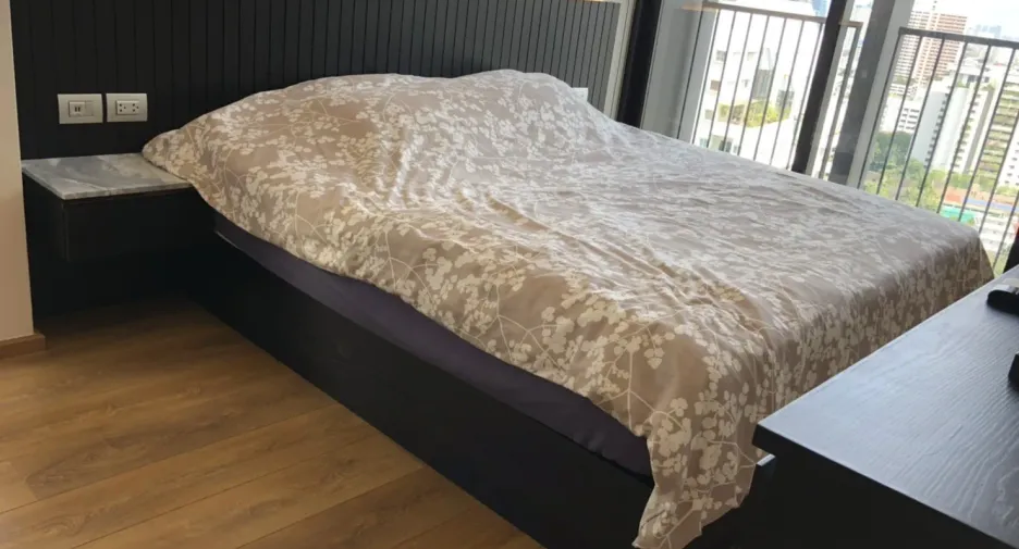 For rent 1 bed condo in Watthana, Bangkok