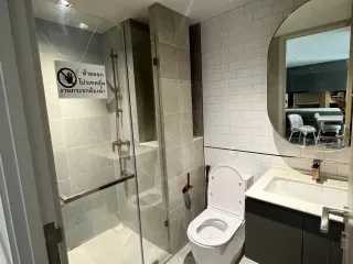 Аренда 2 спальни кондо в Щаттхана, Бангкок