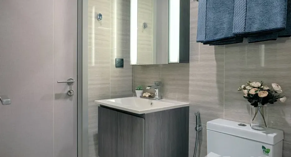For rent 1 bed condo in Huai Khwang, Bangkok