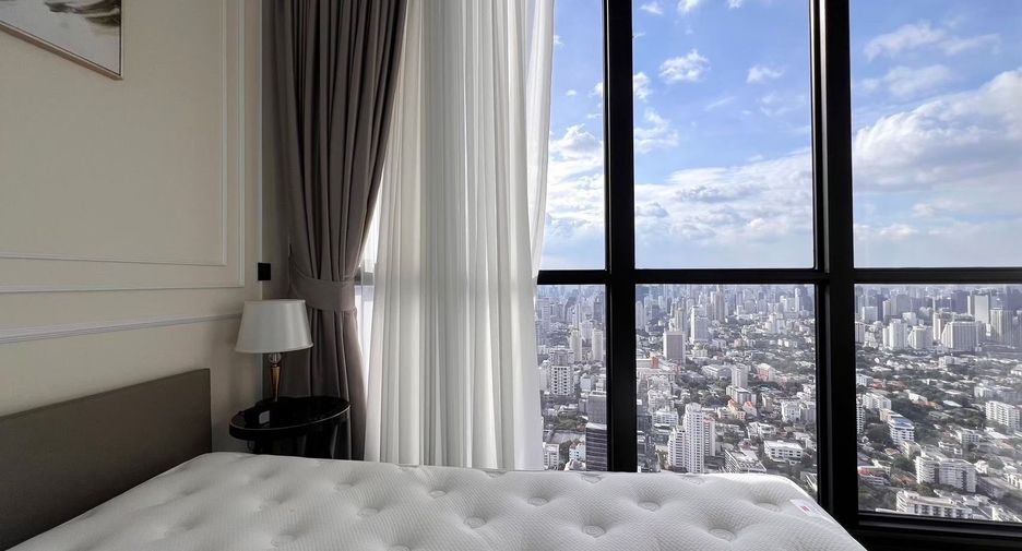 For rent 3 bedrooms condo in Watthana, Bangkok