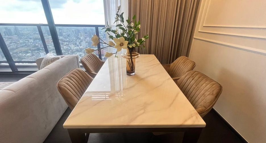 For rent 3 bedrooms condo in Watthana, Bangkok
