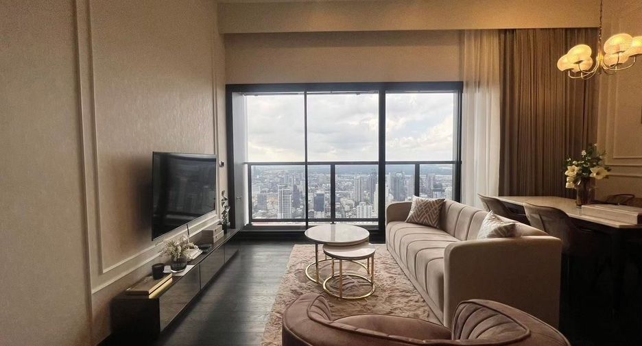 For rent 3 bedrooms condo in Watthana, Bangkok