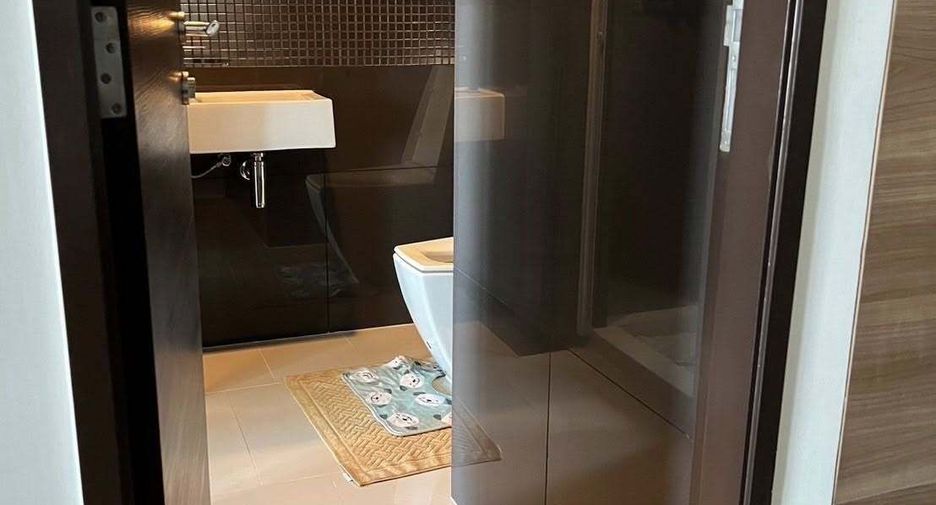For rent 1 bed condo in Sathon, Bangkok
