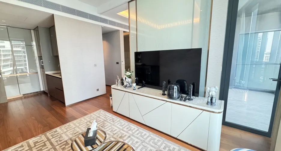 For rent 1 bed condo in Khlong Toei, Bangkok