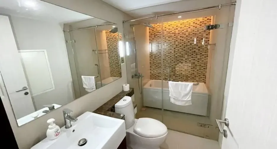 Condo en alquiler de 2 habitaciones en Watthana, Bangkok