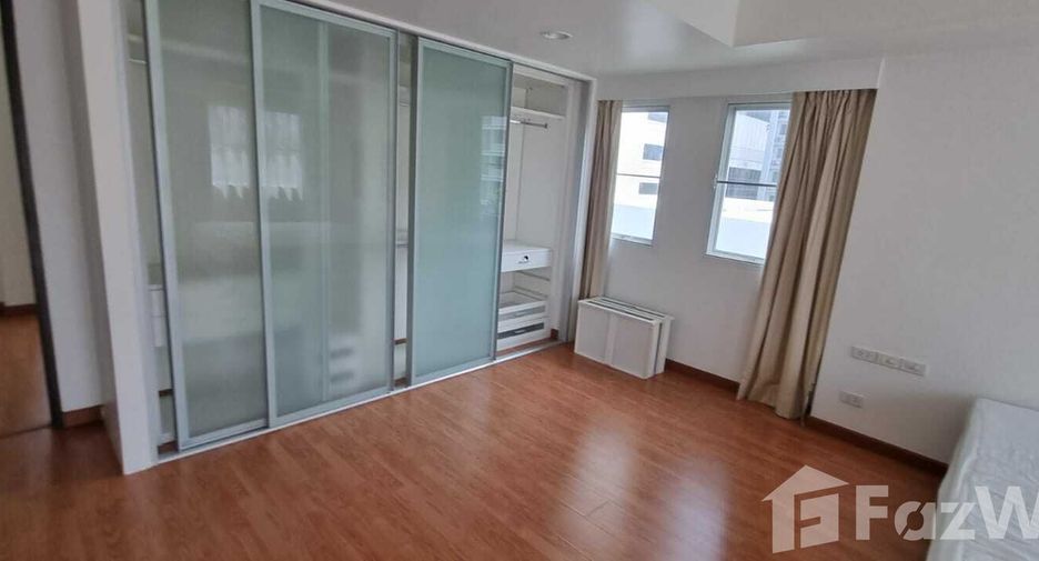 ให้เช่า 4 ห้องนอน บ้านเดี่ยว ใน คลองเตย, กรุงเทพฯ