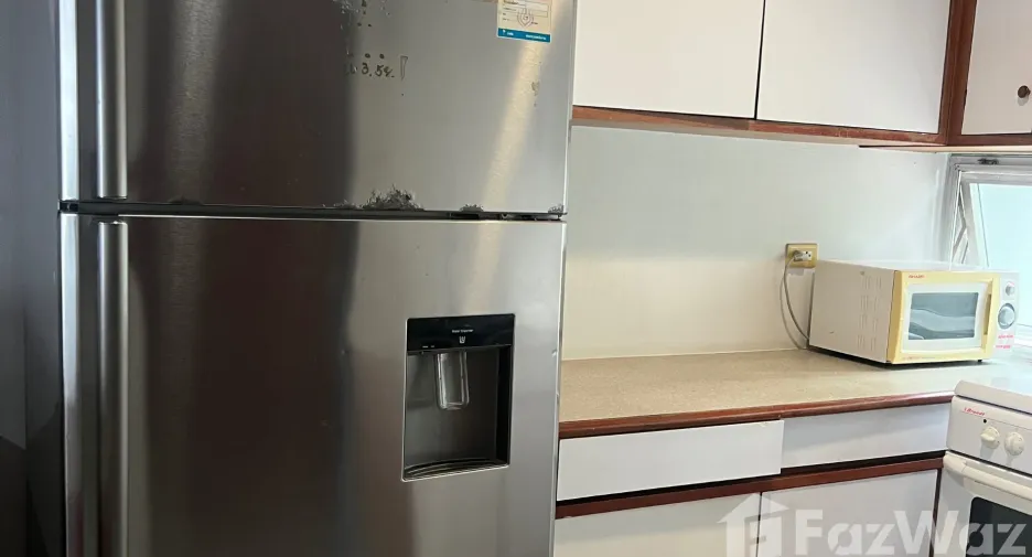 For rent 2 bedrooms apartment in Watthana, Bangkok