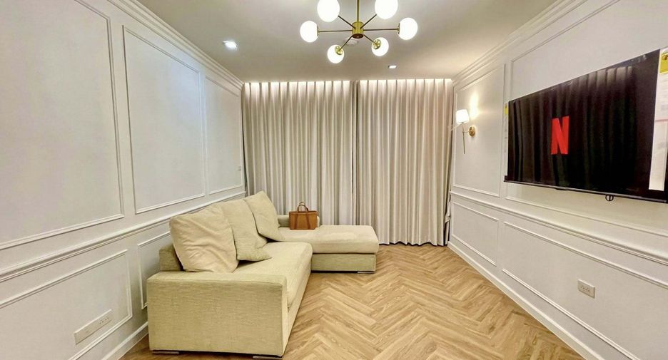 For rent 1 bed condo in Pathum Wan, Bangkok