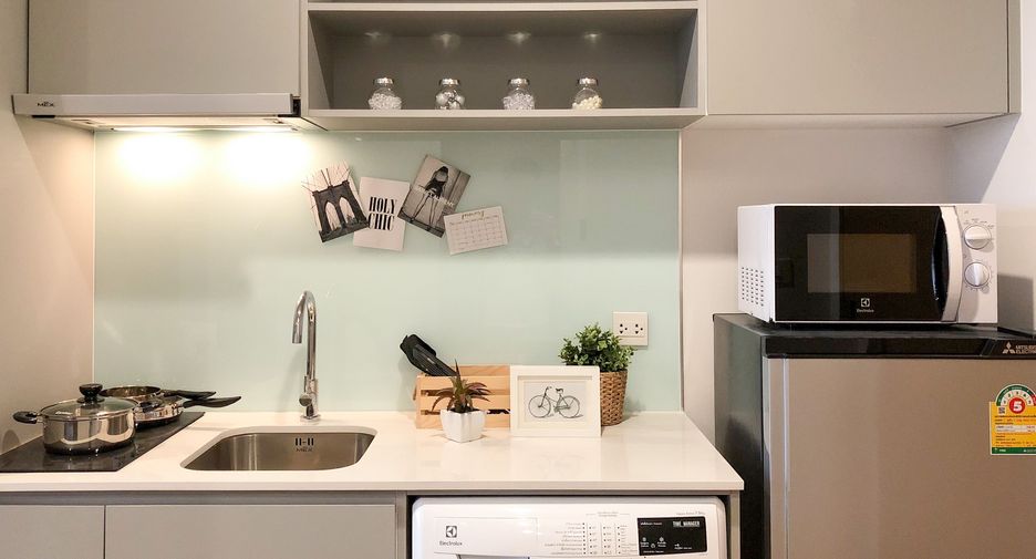 For rent スタジオ condo in Sathon, Bangkok