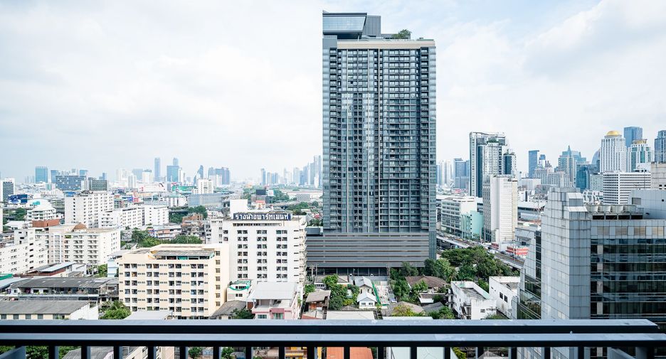 Wohnung zur Miete mit 2 Zimmer in Ratchathewi, Bangkok