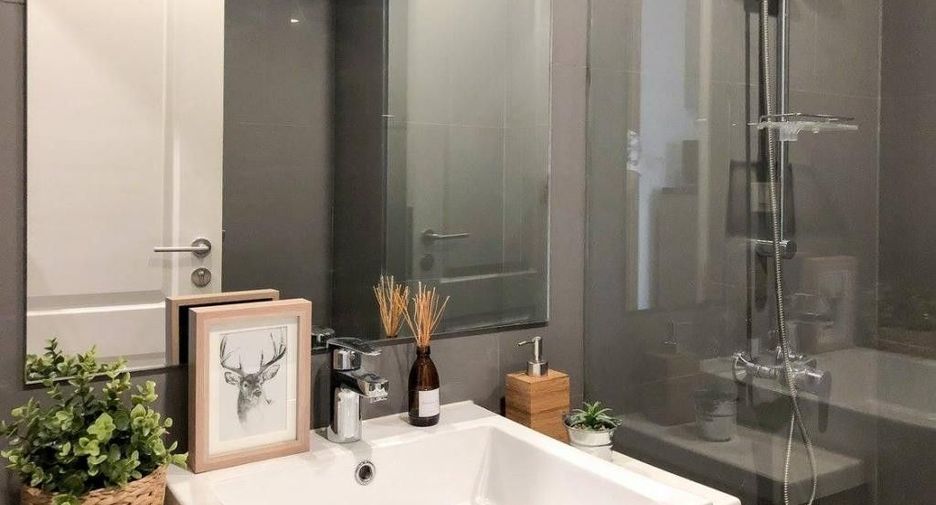 For rent studio condo in Sathon, Bangkok