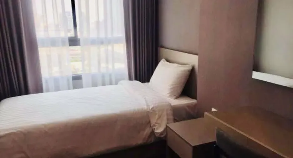 Condo en alquiler de 2 habitaciones en Phra Khanong, Bangkok