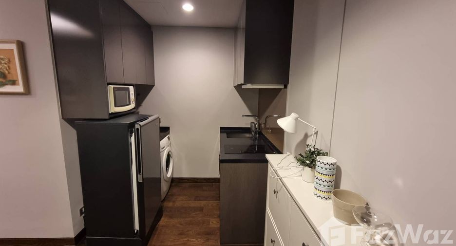 For rent 1 bed condo in Khlong Toei, Bangkok