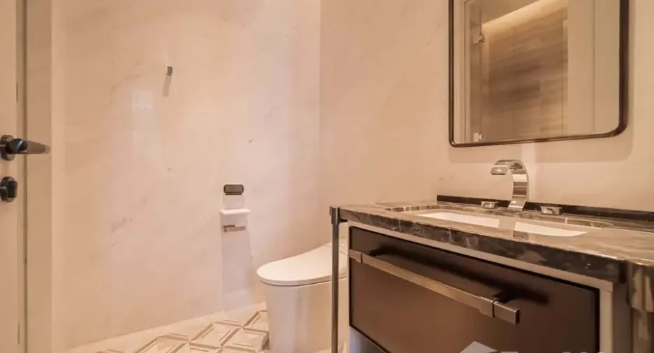 For rent 2 ベッドルーム condo in Sathon, Bangkok