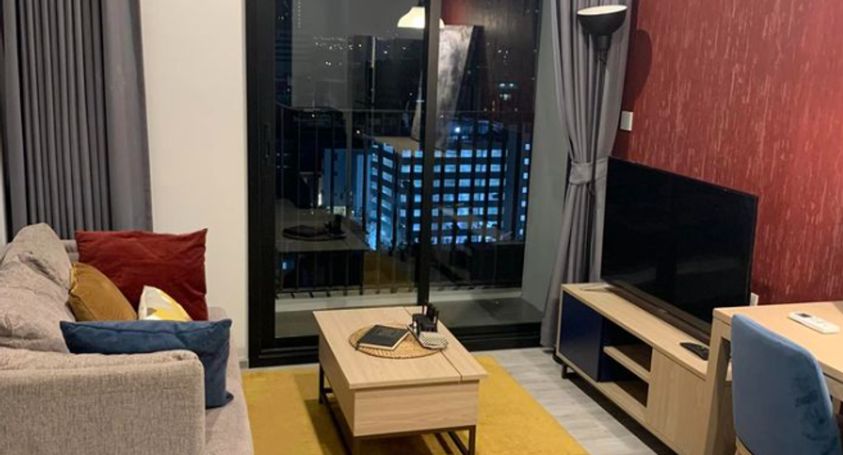 For rent 1 bed condo in Watthana, Bangkok