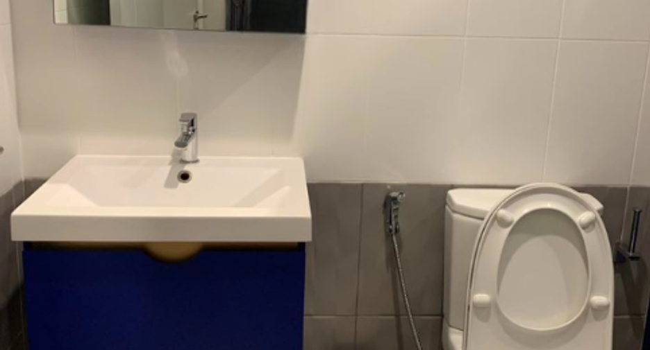 For rent 1 bed condo in Watthana, Bangkok