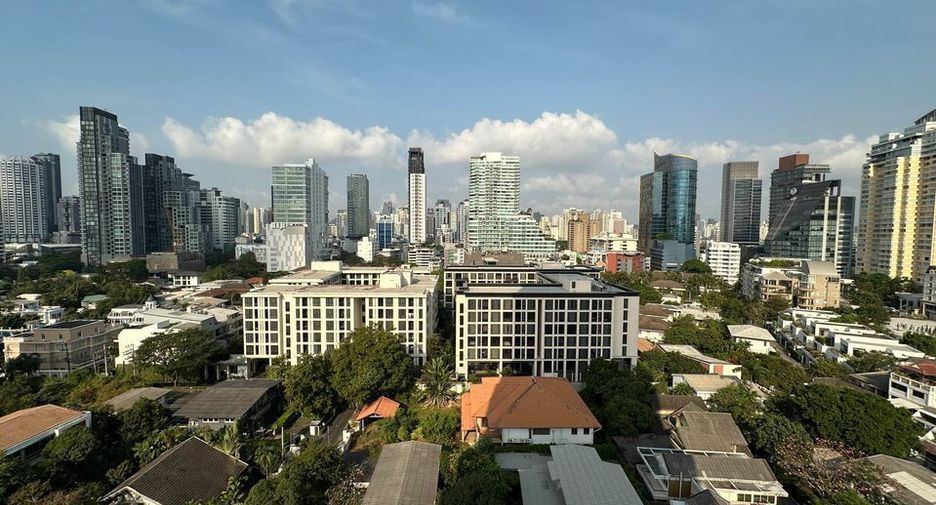 For rent 1 bed condo in Watthana, Bangkok