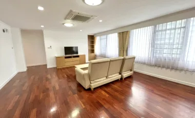 Condo en alquiler de 3 habitaciones en Khlong Toei, Bangkok