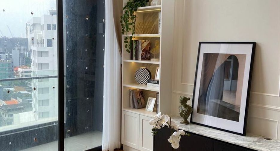For rent 2 bedrooms condo in Khlong Toei, Bangkok