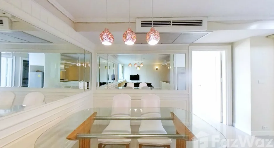For rent 2 bedrooms condo in Watthana, Bangkok