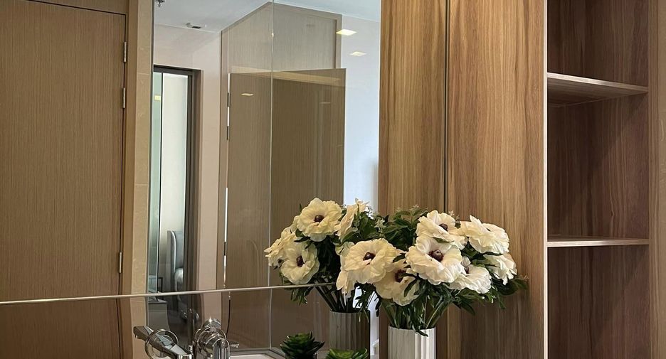 For rent 1 bed condo in Watthana, Bangkok
