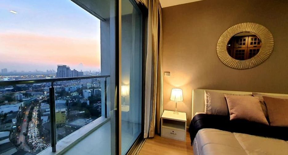 Condo en alquiler de 1 habitaciones en Khlong Toei, Bangkok