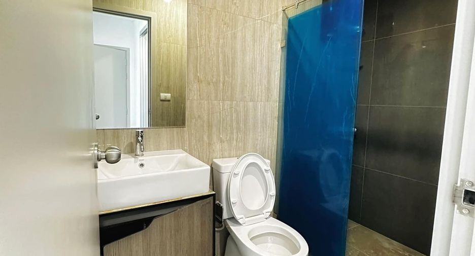 For rent 2 bedrooms condo in Phasi Charoen, Bangkok