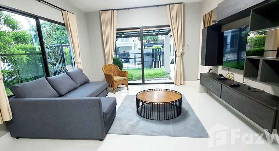 Haus zur Miete mit 4 Zimmer in Bang Phli, Samut Prakan
