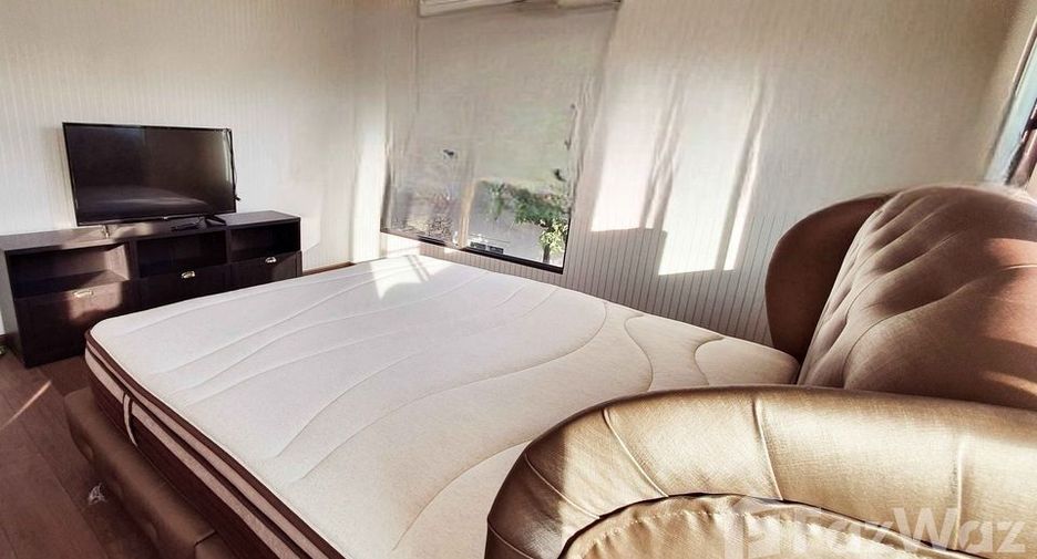 Haus zur Miete mit 4 Zimmer in Bang Phli, Samut Prakan