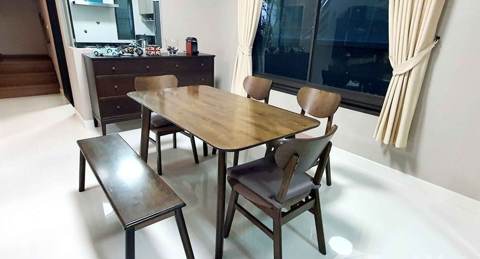 Haus zur Miete mit 4 Zimmer in Bang Phli, Samut Prakan