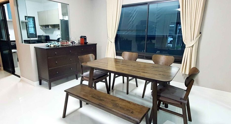 Haus zur Miete mit 4 Zimmer in Bang Phli, Samut Prakan