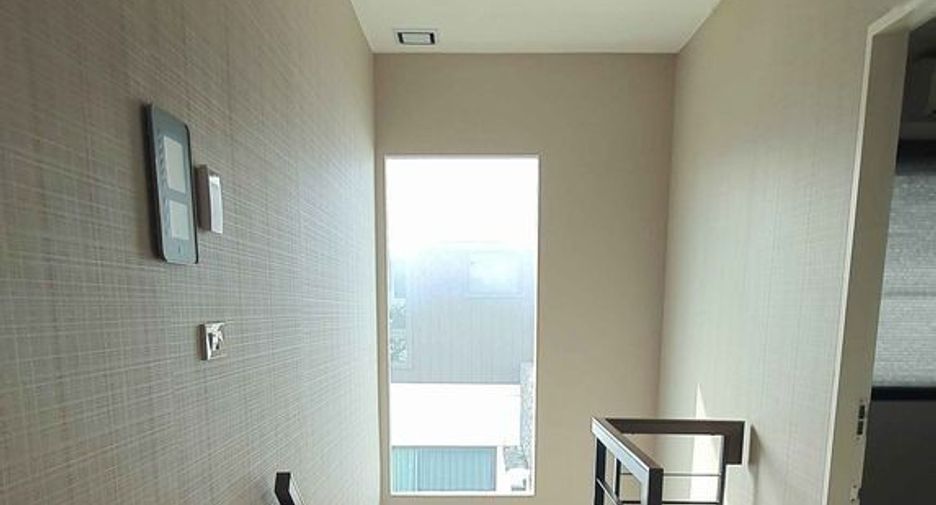 Haus zur Miete mit 4 Zimmer in Bang Phli, Samut Prakan