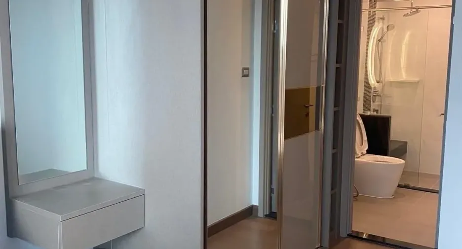 For rent 1 bed condo in Watthana, Bangkok