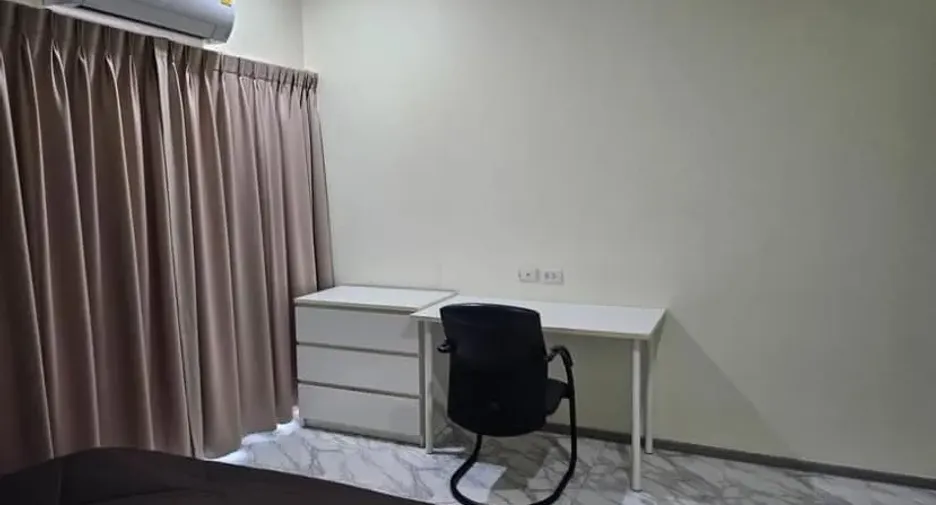 For rent 1 bed condo in Ratchathewi, Bangkok