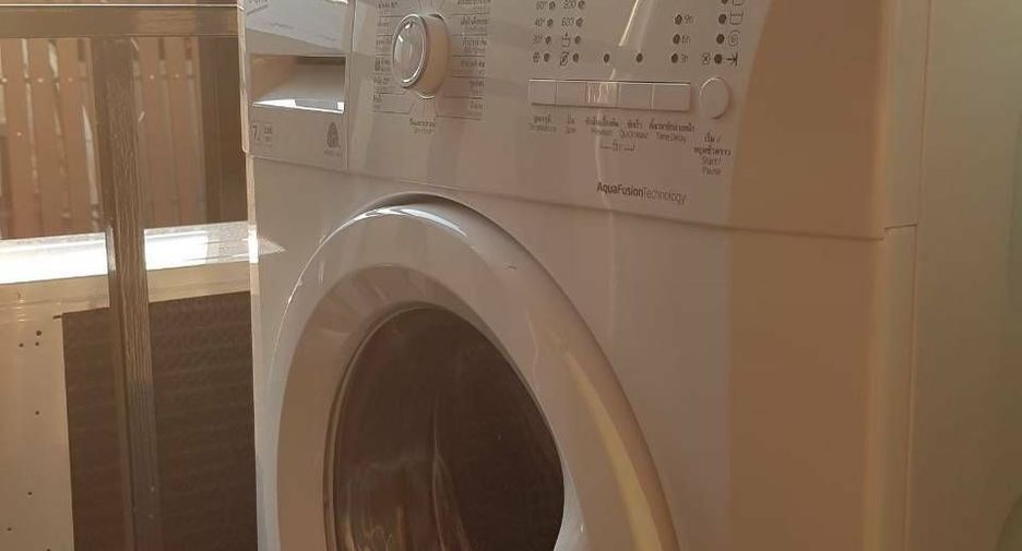 For rent 1 bed condo in Phra Khanong, Bangkok
