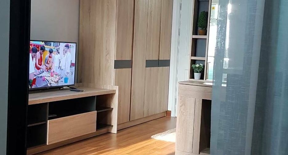 For rent 1 bed condo in Phra Khanong, Bangkok
