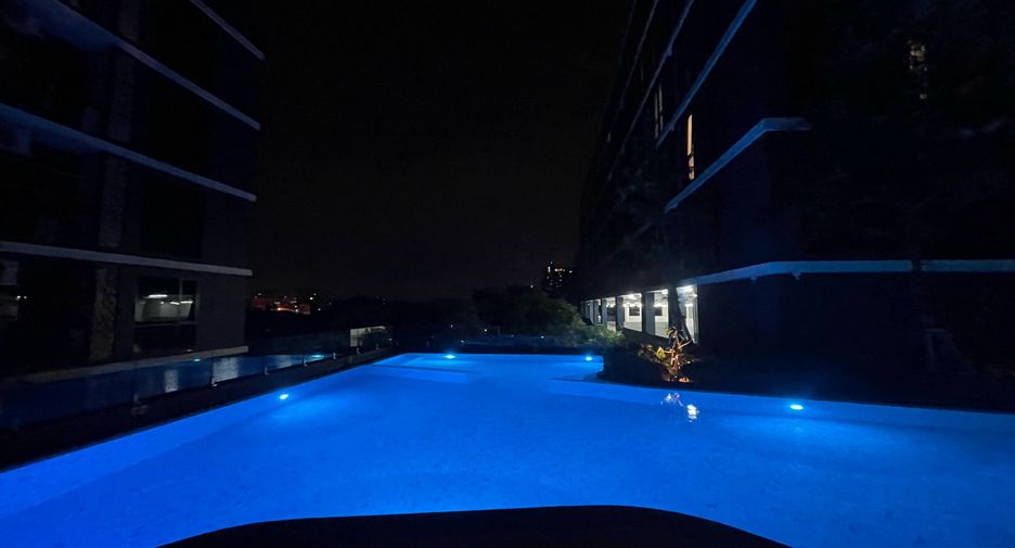 For rent 2 bedrooms condo in Chom Thong, Bangkok