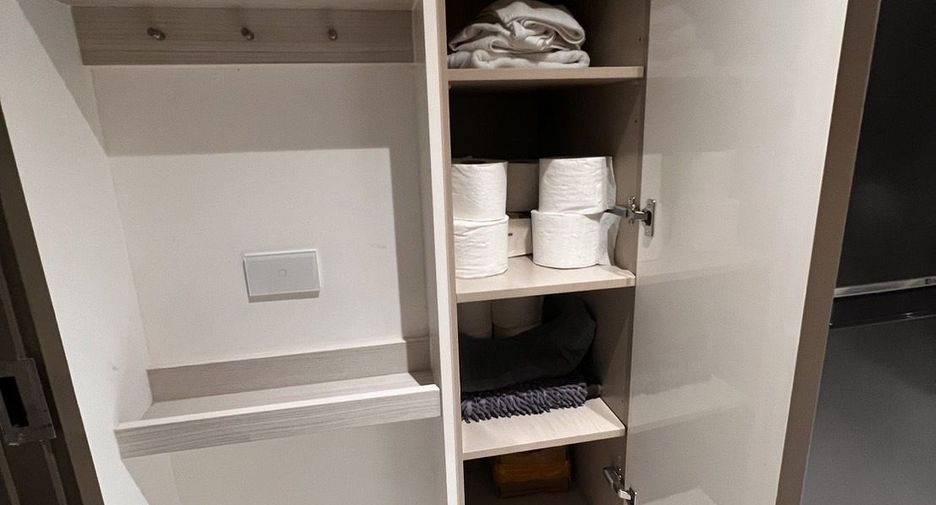 For rent 1 bed condo in Khlong Toei, Bangkok
