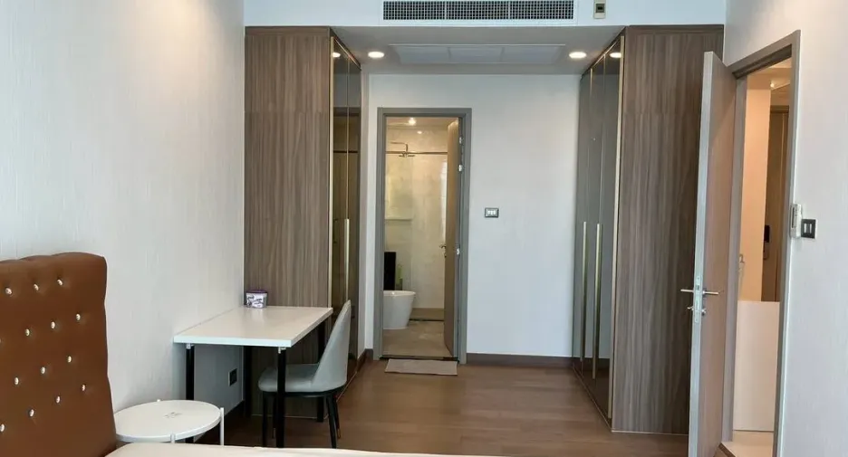 For rent 1 bed condo in Watthana, Bangkok