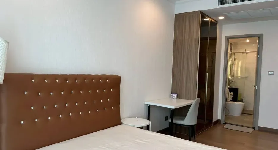 For rent 1 bed condo in Watthana, Bangkok