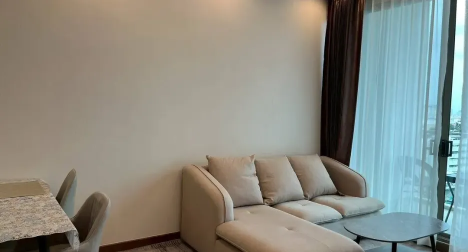 For rent 1 bed condo in Watthana, Bangkok