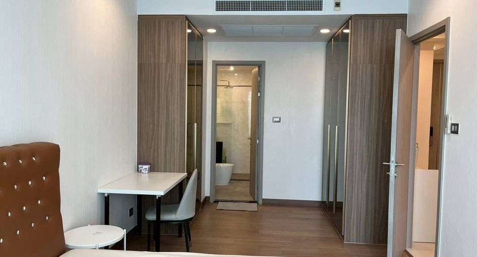 For rent 1 bed condo in Watthana, Bangkok