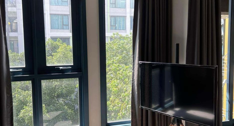 For rent スタジオ condo in Khlong Toei, Bangkok