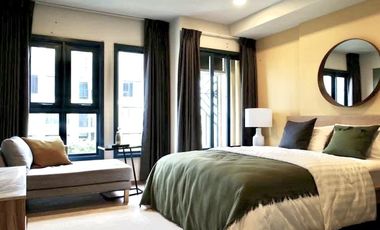 For rent studio condo in Khlong Toei, Bangkok