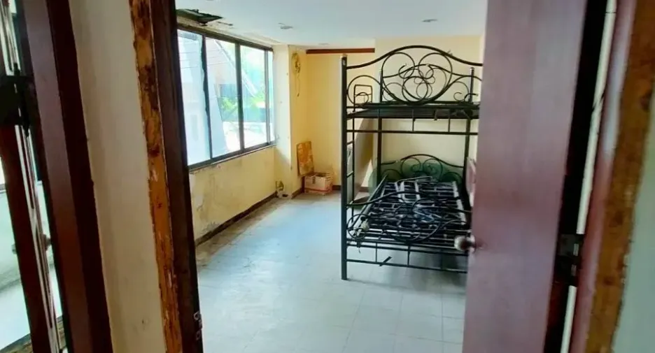 Gewerbefläche zur Miete in Bang Rak, Bangkok